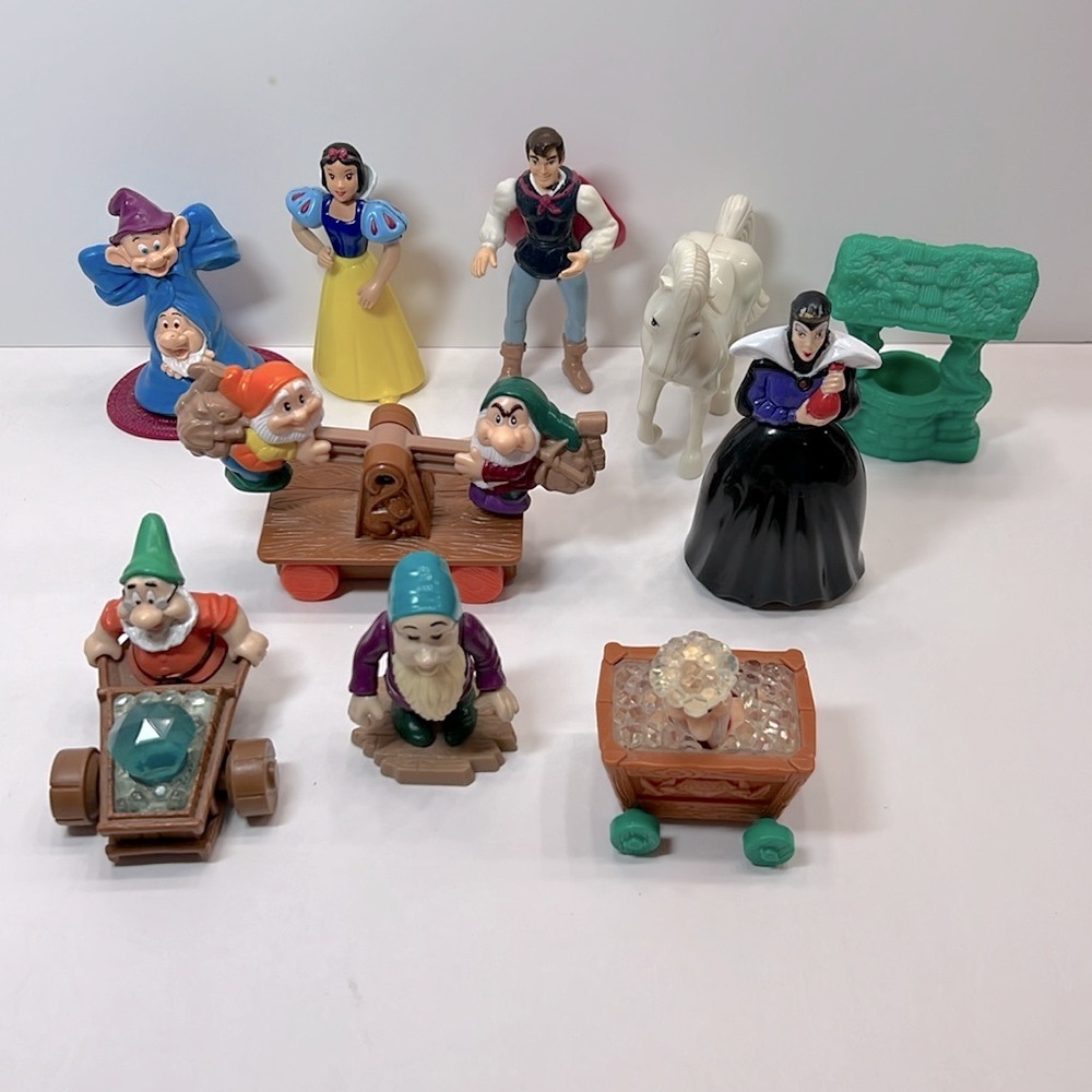 McDonald’s Snow White and the Seven Dwarfs Playset